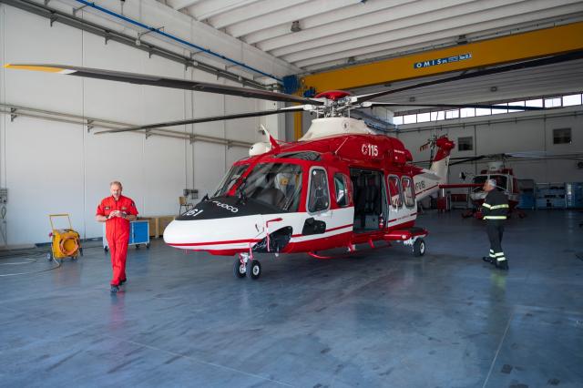 I Vigili del Fuoco della Campania festeggiano i 70anni dalla nascita della Componente aerea del Corpo: "Da un'intuizione alla realizzazione di un sogno"