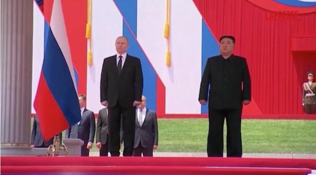 Putin in Corea del Nord da Kim Jong Un, firmato accordo di cooperazione strategica, armi alla Russia in cambio di energia, cibo e hi-tech
