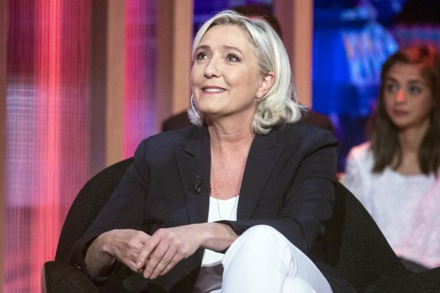 In Francia vince la Le Pen: la sinistra supporta ignobilmente Macron. Perch&eacute; comunque non cambier&agrave; molto