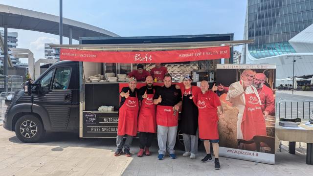PizzAut, al via a Milano il progetto PizzAutoBus; istituzioni e aziende in Torre PwC per parlare di inclusione nel lavoro