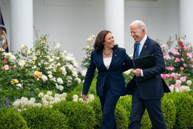 Elezioni USA 2024, Biden si ritira dalla corsa alla Casa Bianca e d&agrave; il sostegno ad Harris, confermate le anticipazioni del GdI