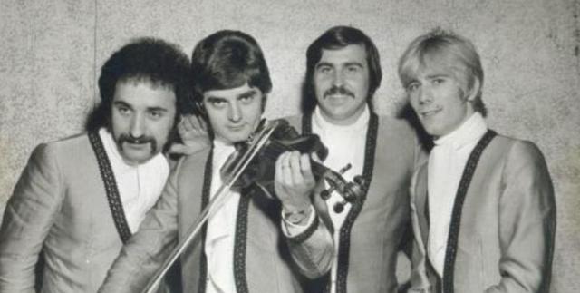 Addio a Massimo Brunetti, morto a 69 anni per malore improvviso a Pescara lo storico tastierista de I Camaleonti