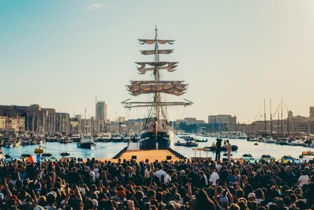 Parigi 2024, stasera al via le Olimpiadi con cerimonia sulla Senna, primo evento d'Apertura fuori da uno stadio, allerta sicurezza