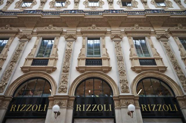 Milano, rinnovata a prezzi calmierati la concessione in Galleria Vittorio Emanuele II a Libreria Rizzoli per altri 18 anni