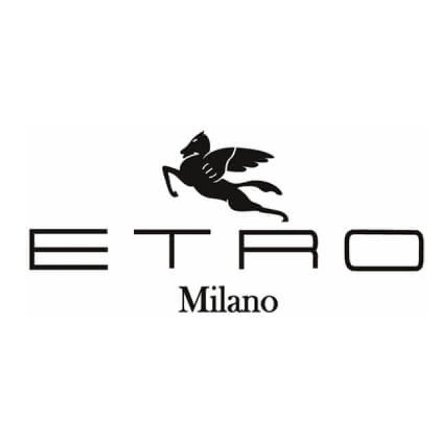 Etro, la cura di L Catterton non funziona : ricavi in calo nel 2023, la perdita sale a &euro;33,4 mln