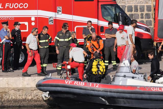 Naufragio Palermo recuperati corpi Lynch figlia 18enne Hanna all&rsquo;interno cabine Bayesian sub Costa Concordia
