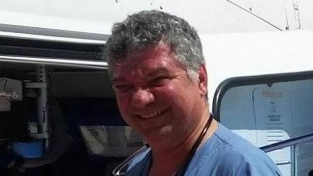 Gallipoli, primario policlinico Bari Vito Procacci morto per malore improvviso in acqua, fu multato per troppo lavoro durante il Covid, aveva 64 anni