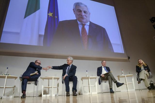 Tajani Gentiloni conferenza Soft Power Club collaborazione USA contrasto disinformazione fake news