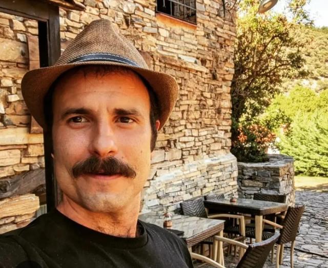 Julian Ortega Rodriguez, morto l'attore di Elite, annegato in mare dopo malore improvviso, aveva 41 anni