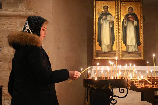 parlamento ucraino bando Chiesa ortodossa russa ordina clero aderire 9 mesi ucraina democrazia