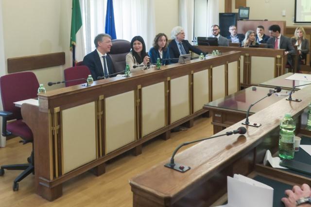 Dossieraggio Striano 007 Adami 500 imprese italiane Russia indagato agente servizi segreti conti prelato Monsignore