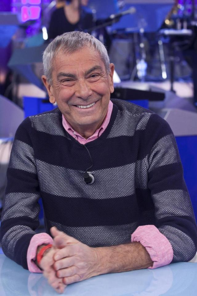 Chi &egrave; Luca Giurato, moglie, figli, malattia, patrimonio e carriera dell'ex conduttore di Unomattina