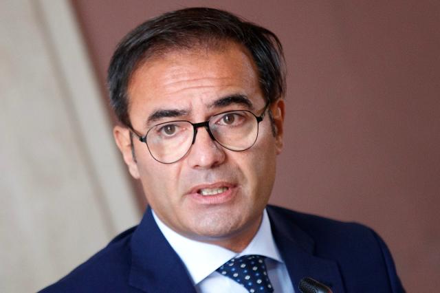 Teoria gender fluid vietata Italia approvata Camera risoluzione Sasso corsi minori stop scuole propaganda scuola