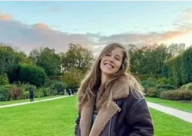 Chiara Jaconis morta a Napoli, individuato balcone da cui &egrave; caduta la statuetta "per un errore di due bambini"