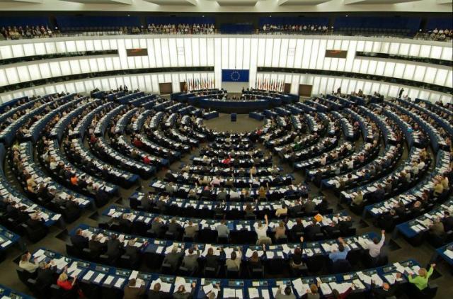 Green Pass, Tribunale sospende obbligo al Parlamento Europeo