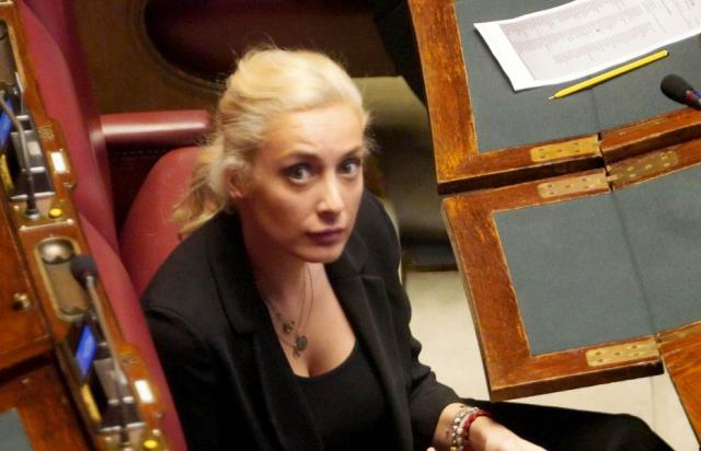 Marta Fascina compra una casa dalla famiglia Berlusconi per 1.2 milioni di euro