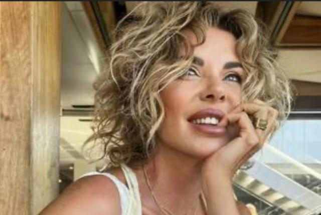 A tutto gossip. Da Alba Parietti a Vareria Marini e tutto il gossip dal Grande Fratello. State non noi a tutto gossip 