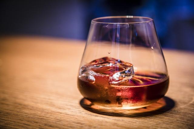 Tunisia, 007 italiani avvelenati con &ldquo;liquore artigianale&rdquo; durante una cena a Hammamet, un morto e 4 intossicati, l'ipotesi di cianuro 