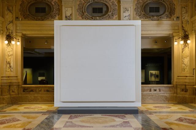Gallerie d'Italia (Intesa Sanpaolo), presentato per la prima volta Surface Neil IV di Robert Ryman dal 6 ottobre 2024