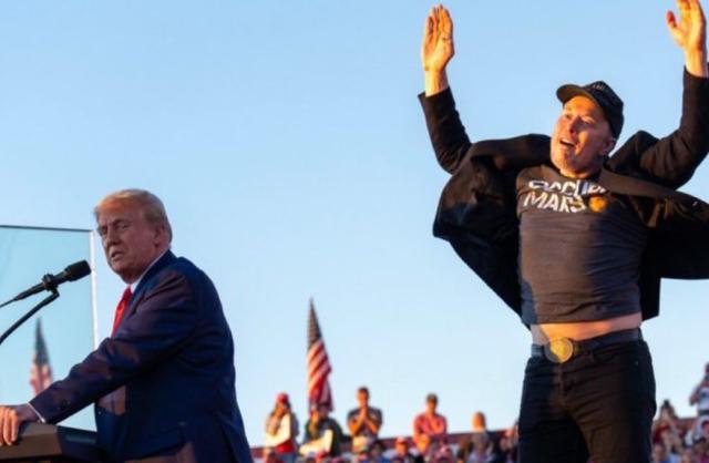 Elon Musk sul palco con Trump con la t-shirt "Occupy Mars": sogno dell'imperialismo americano o secessione di classe dei pi&ugrave; ricchi?
