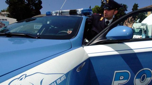 Chiavari, rubavano Rolex con la tecnica del finto abbraccio, coppia di trentenni arrestata dalla polizia