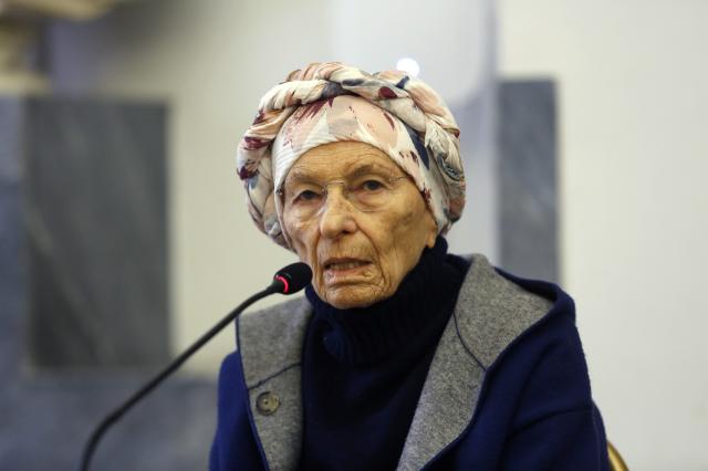 Emma Bonino ricoverata terapia intensiva a Roma per problemi respiratori, nel 2023 era guarita da cancro ai polmoni dopo 8 anni