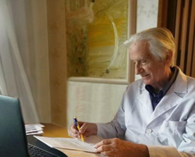 Vaccino Covid, ematologo Corrado Perricone: "