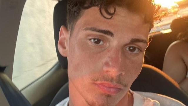 Sparatoria a San Sebastiano al Vesuvio, morto il calciatore 19enne Santo Romano al culmine di una lite, ferito un coetaneo