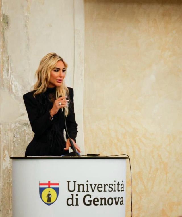 Intesa Sanpaolo e Universit&agrave; di Genova, insieme per l'incontro sulle competenze del futuro con pi&ugrave; di 700 studenti