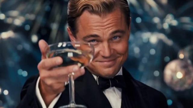 Leonardo DiCaprio compie 50 anni e festeggia alla grande con un memorabile party nella sua villa di Los Angeles