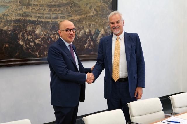 Intesa Sanpaolo ed Edison Next, insieme per accompagnare la transizione energetica delle aziende per aumentare la competitivit&agrave; sui mercati 