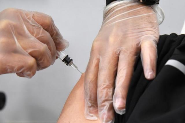 Multe per i "no-vax" per mancata inoculazione vaccino Covid, verso proroga di un anno fino a fine 2025: mancano 170 mln&euro; per cancellarle