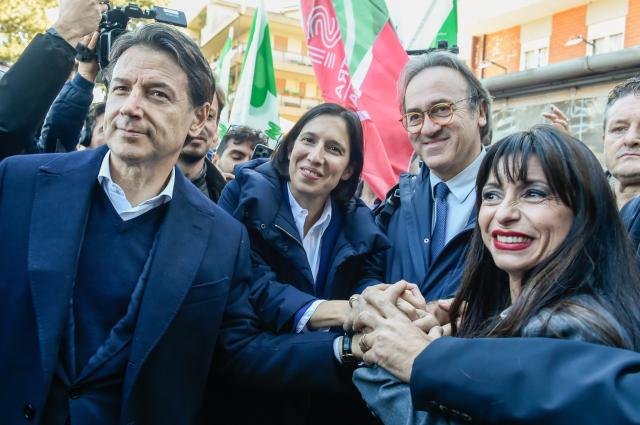 Regionali Emilia Romagna, i risultati dei partiti: Pd al 43%, FdI al 23%, crollo M5s (3,5%); in Umbria Pd al 30%, FdI al 19% e Lega al 7%