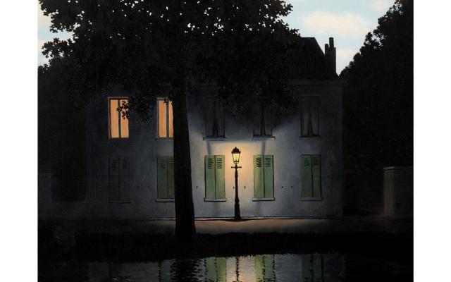 Magritte da record, all'asta per 121 milioni di euro il capolavoro surrealista "L'empire des lumiers"