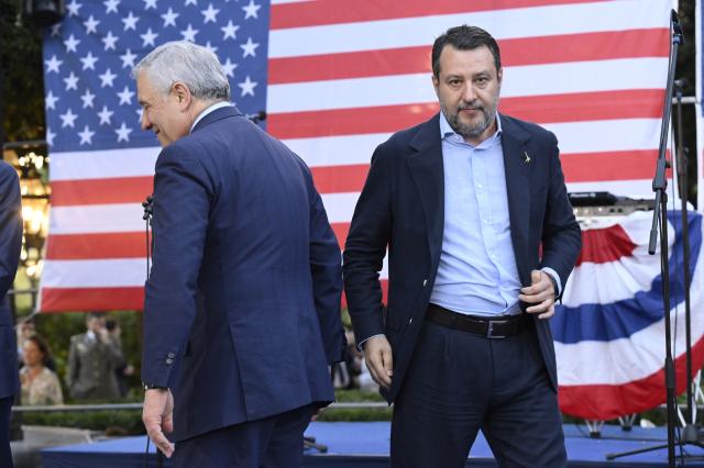 Canone Rai, bocciato il taglio da 90 a 70 euro: il governo si spacca, FI vota con le opposizioni contro la Lega