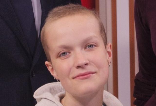 Addio a Liz Hatton, morta per &ldquo;turbo cancro&rdquo; desmoplastico la 17enne che aveva ispirato Kate Middleton nella lotta alla malattia