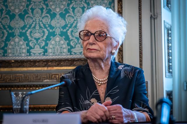 Pinerolo nega la cittadinanza onoraria a Liliana Segre, il sindaco Salvai: "Mozione strumentale che serviva solo a dividere"