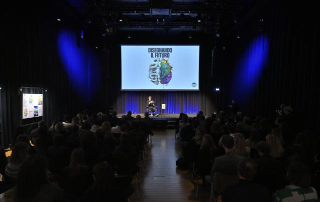 Snam, arte e sostenibilit&agrave; con "Disegnando il futuro", il contest artistico che racconta il ruolo dell'azienda nella transizione energetica