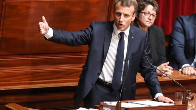 Francia, discorso di Macron alla nazione: verso la nomina di Bayrou a nuovo primo ministro