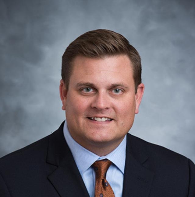 Brian Thompson ucciso, i messaggi del killer sui proiettili "citano un libro sul perch&eacute; le compagnie assicurative non pagano dopo i reclami"