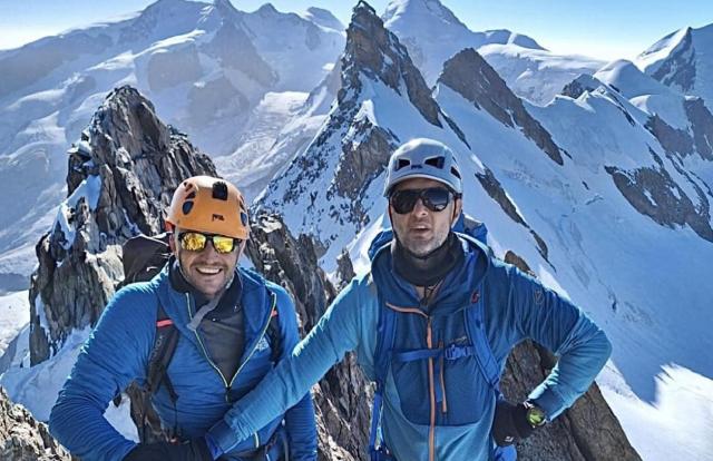 Gran Sasso, trovati i corpi dei due alpinisti dispersi 6 giorni dopo l'Sos, recuperati da elicotteri dal fondo di un canalone