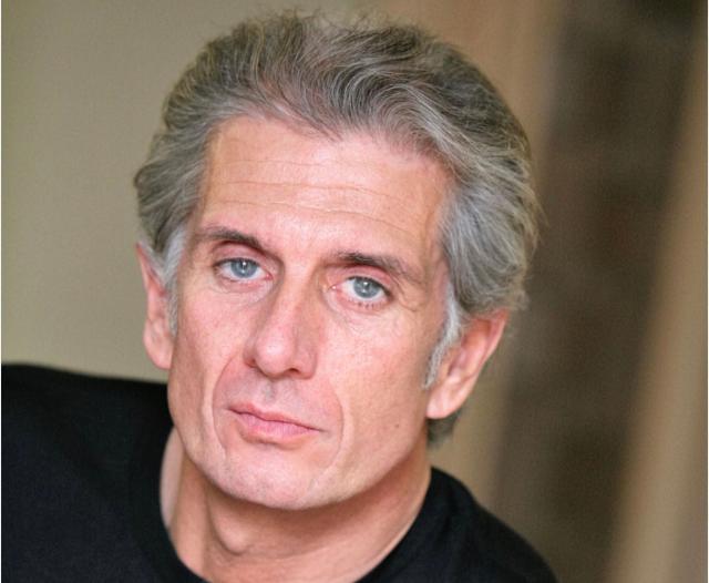 Dopo i primi quattro eventi pilota di successo a San Daniele del Friuli, Curtatone, Castrocielo e Montegiorgio, il 7 gennaio verr&agrave; annunciato il palinsesto del tour &ldquo;Dante per i borghi&rdquo;