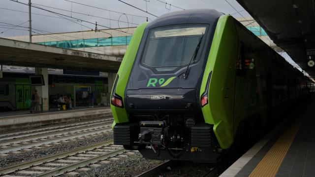 Fs Italiane, 100 nuovi treni regionali nel 2025 con un investimento di &euro;850 mln, entro il 2027 investimento complessivo di &euro;7 mld