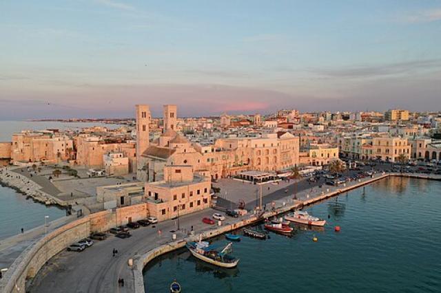 Molfetta, 12enne scomparsa da centro minorile Sant&rsquo;Anna, dove era su provvedimento del Tribunale di Bari, il pap&agrave;: "Ogni ora cresce la paura"