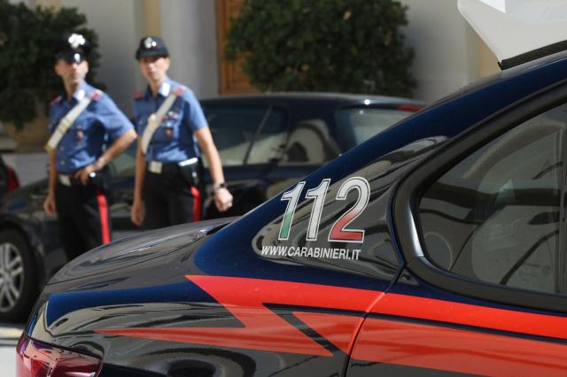 Perugia, marito e moglie appena sposati trovati morti in casa a Gualdo Tadino, ipotizzato dagli inquirenti femminicidio-suicidio