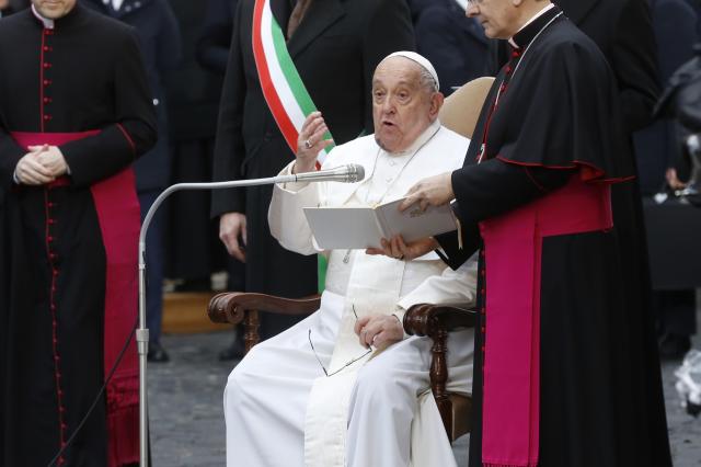 Papa Francesco condanna il massacro di Gaza, e in tutta risposta viene ora accusato di antisemitismo