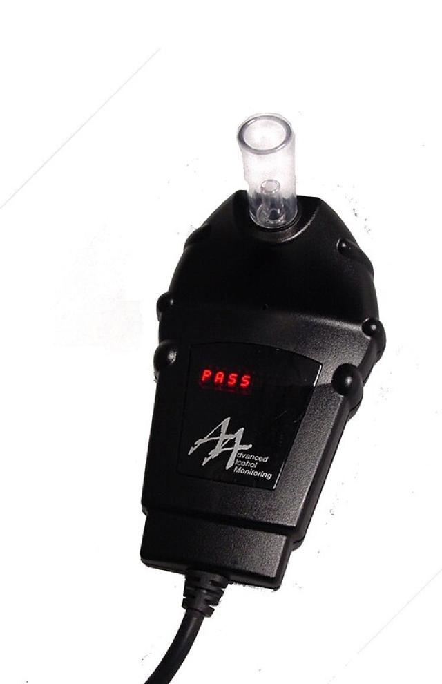 Alcolock come funziona, cos'&egrave;, costo, chi deve installarlo e quando scatta l'obbligo secondo il Codice della Strada