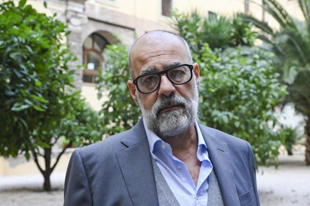 Addio a Luca Beatrice, morto per un infarto il presidente della Quadriennale di Roma, aveva 63 anni