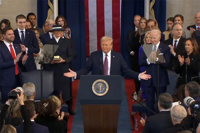 Trump, i primi 78 ordini esecutivi: grazia ad assalitori di Capitol Hill del 6 gennaio 2021, Usa fuori da accordi di Parigi sul clima e Oms, stop a Ius Soli