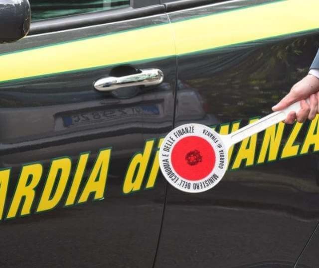 Savona, imprenditore arrestato per una frode fiscale di 28 milioni, sequestrata villa sul lago Maggiore